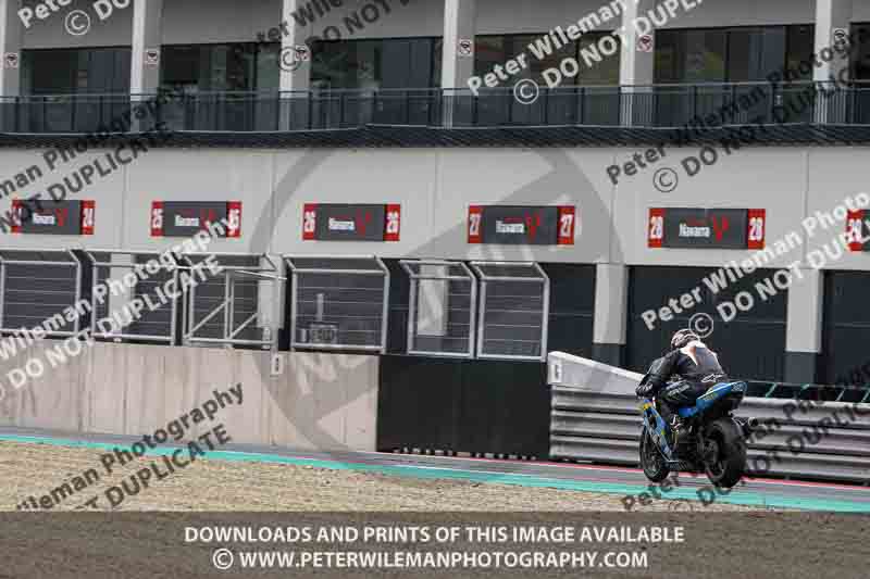 cadwell no limits trackday;cadwell park;cadwell park photographs;cadwell trackday photographs;enduro digital images;event digital images;eventdigitalimages;navarra;no limits trackdays;peter wileman photography;racing digital images;trackday digital images;trackday photos